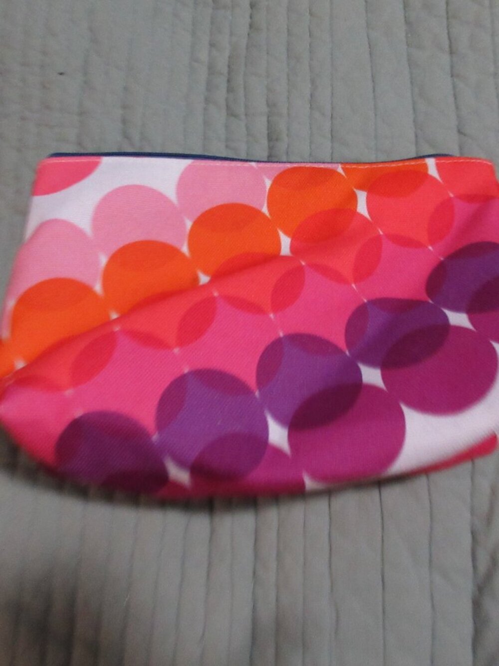 make up bag - Picture 2 of 2